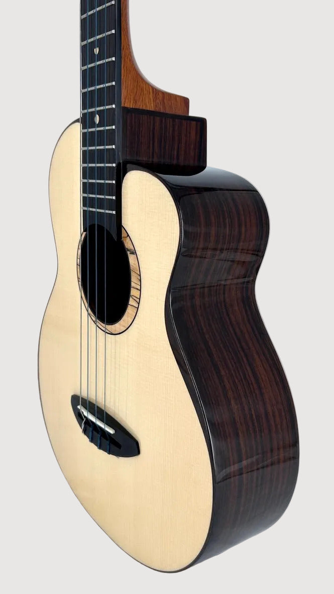 aNueNue UB200 Moonbird Bariton