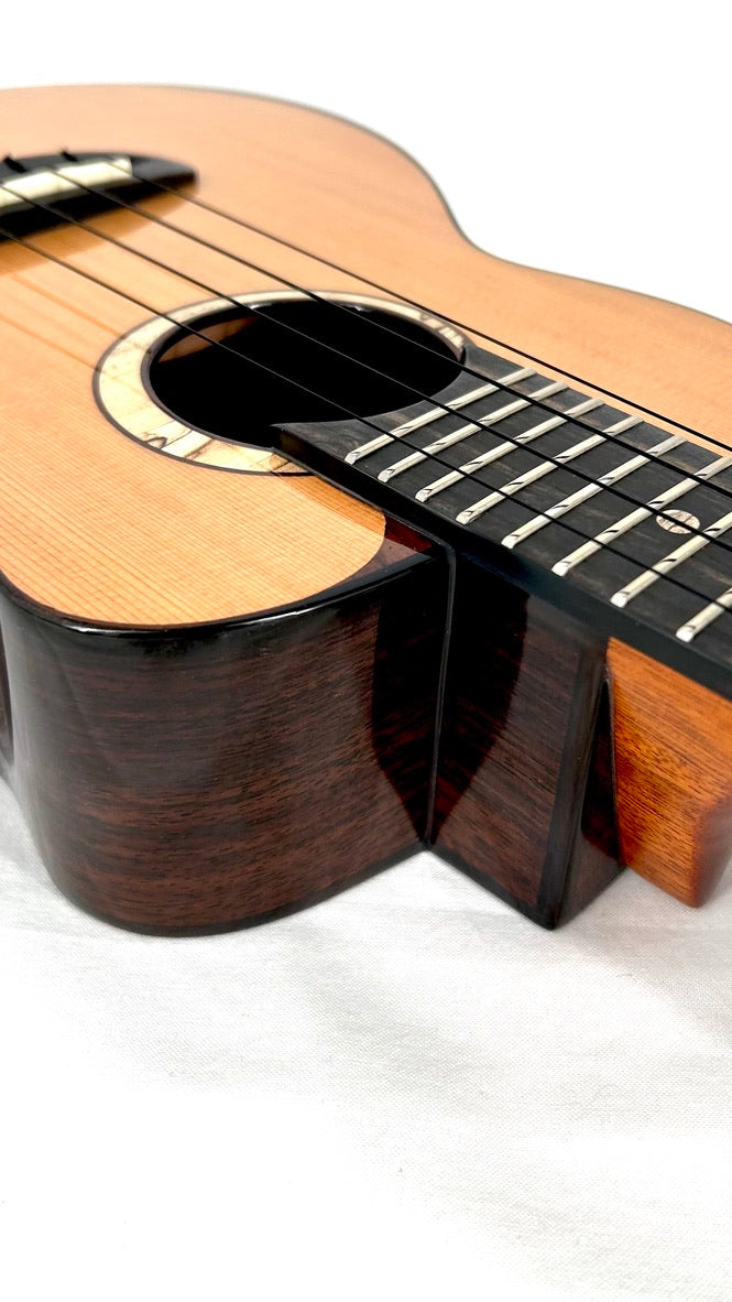 aNueNue UC214 Cedarbird Concert