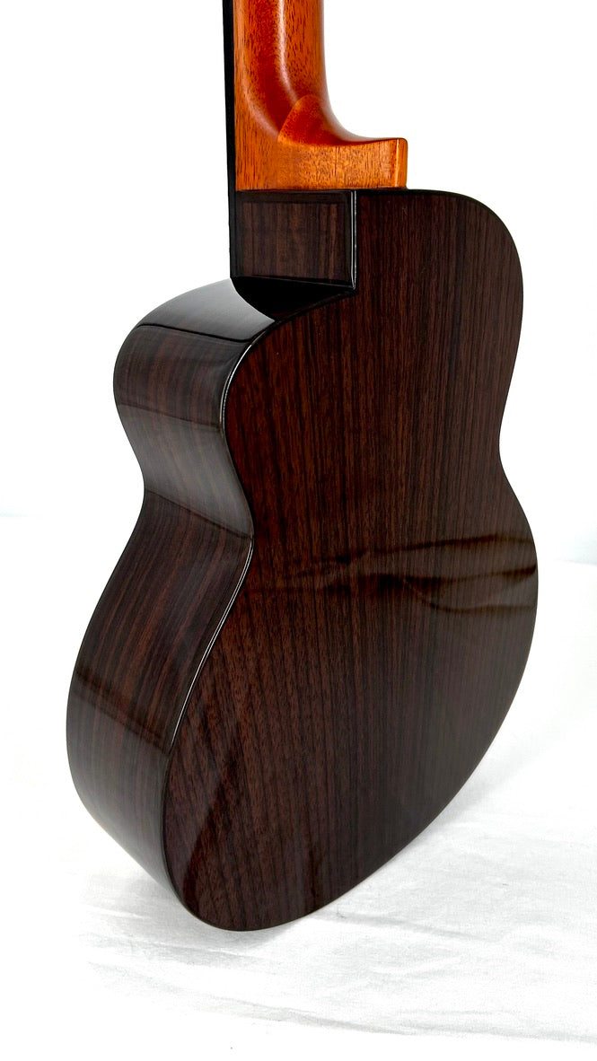 aNueNue UT200 Moonbird Tenor