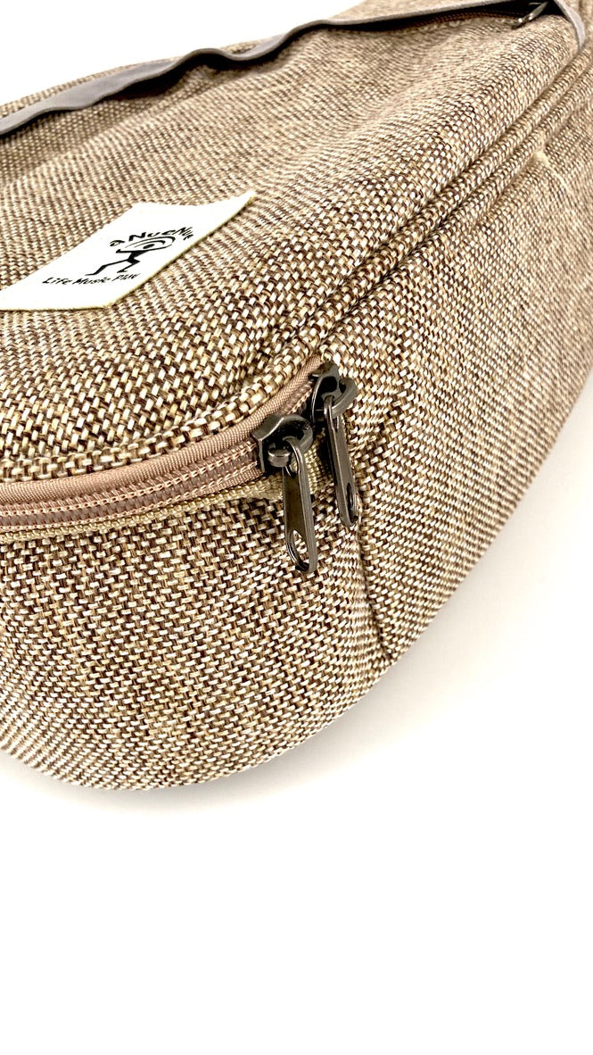 aNueNue UC-10 AM Concert