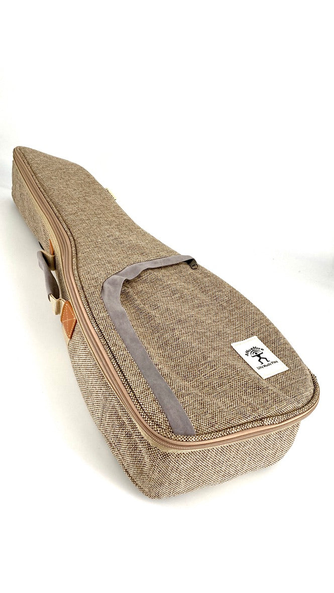 aNueNue UC-10 LCE Concert mit Pickup